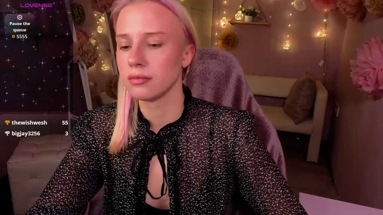 Angel_Tessa