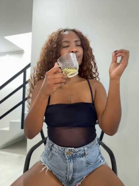 Angel_preta