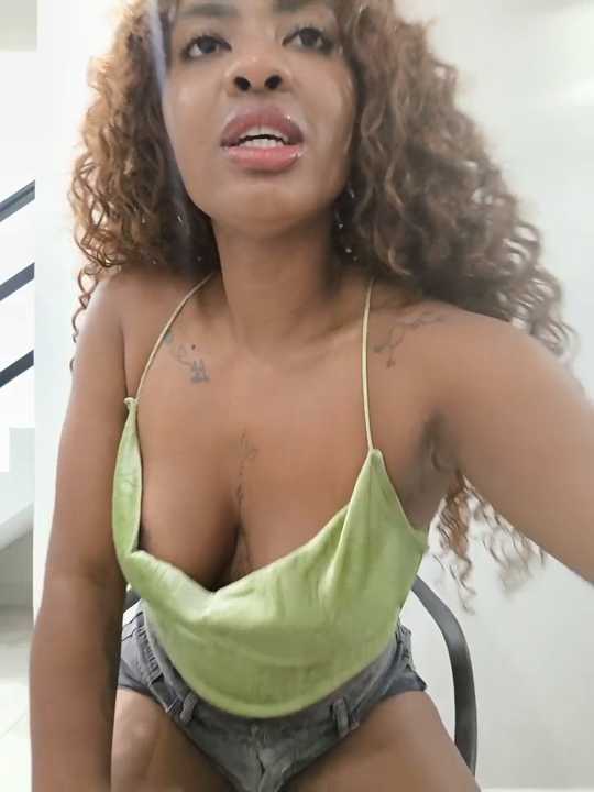 Angel_preta cam recording
