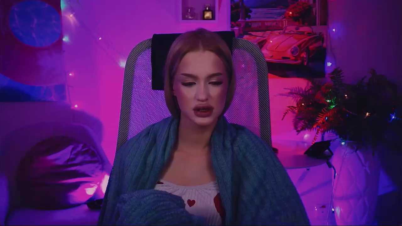 AngelaHolmes