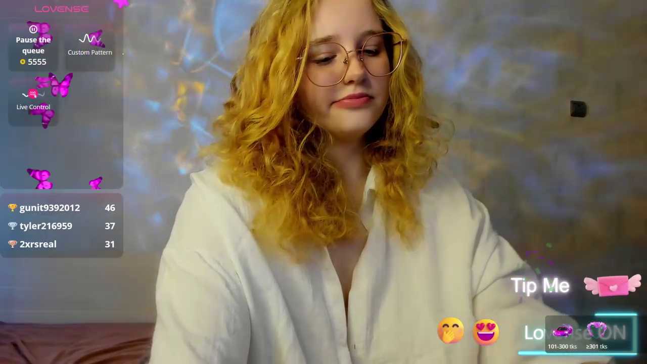 AngelaMoorre