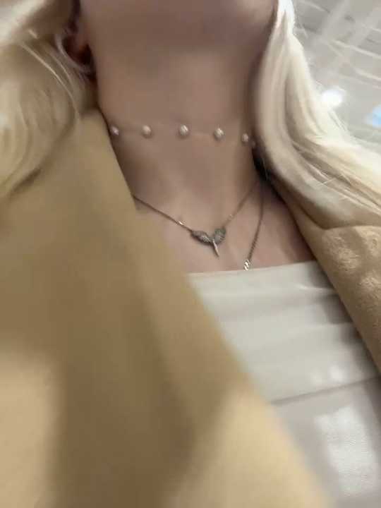 AngelinaTous cam recording