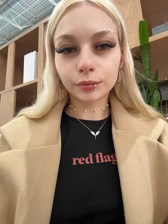 AngelinaTous cam recording