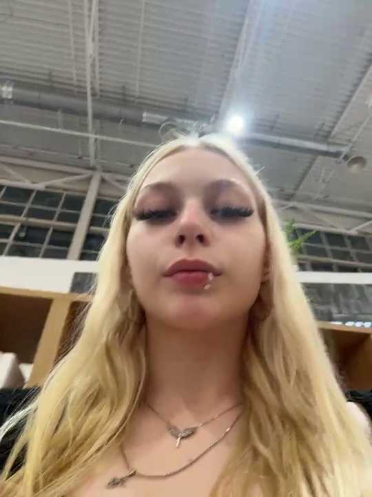 AngelinaTous cam recording