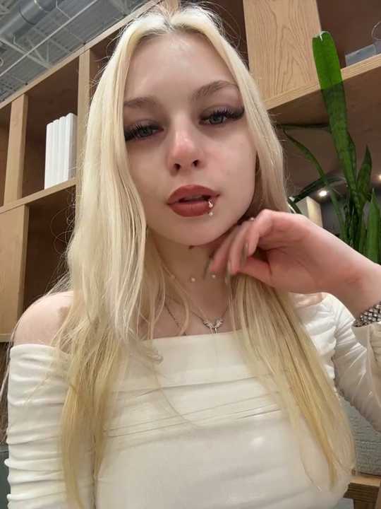 AngelinaTous cam recording
