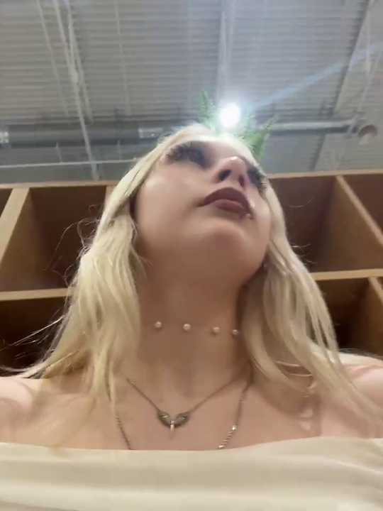 AngelinaTous cam recording