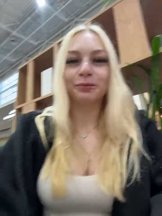 AngelinaTous cam recording