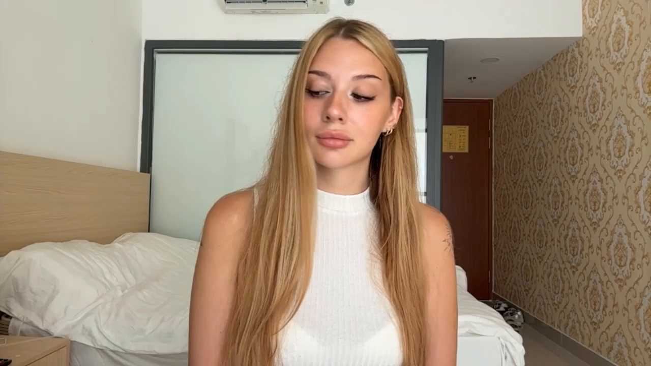 AngilaElvey
