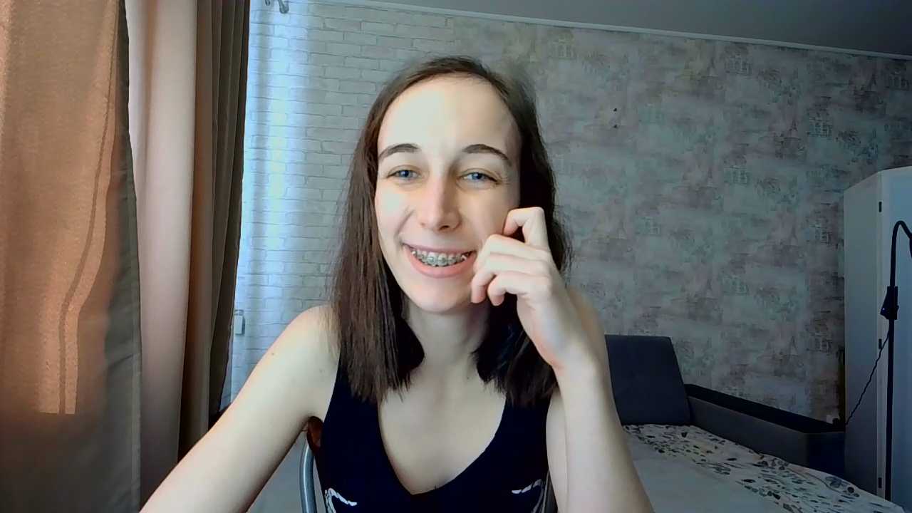 Anika_bloom cam recording