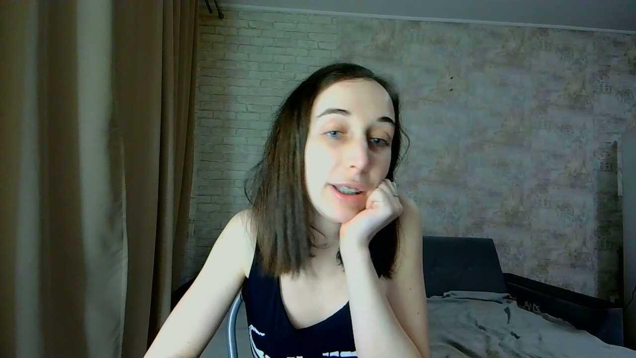 Anika_bloom cam recording
