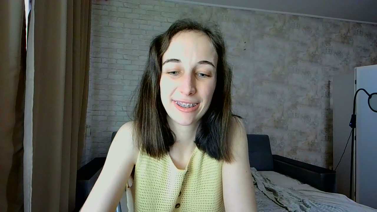 Anika_bloom