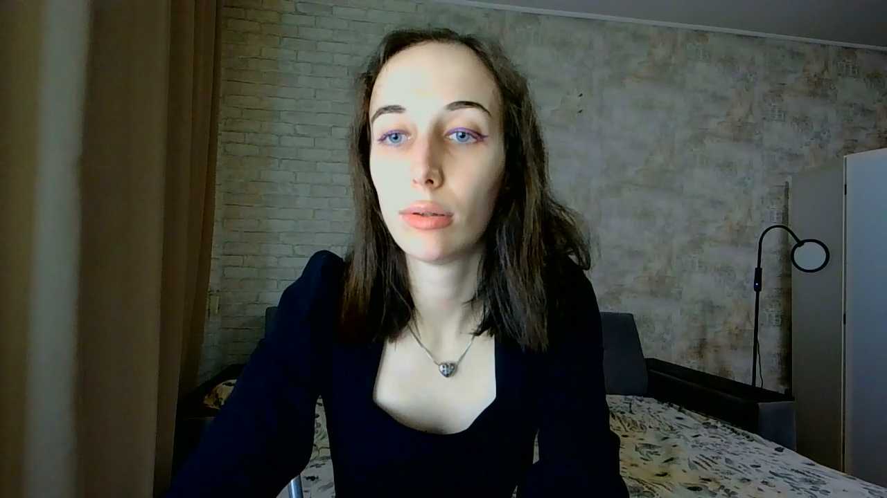 Anika_bloom cam recording