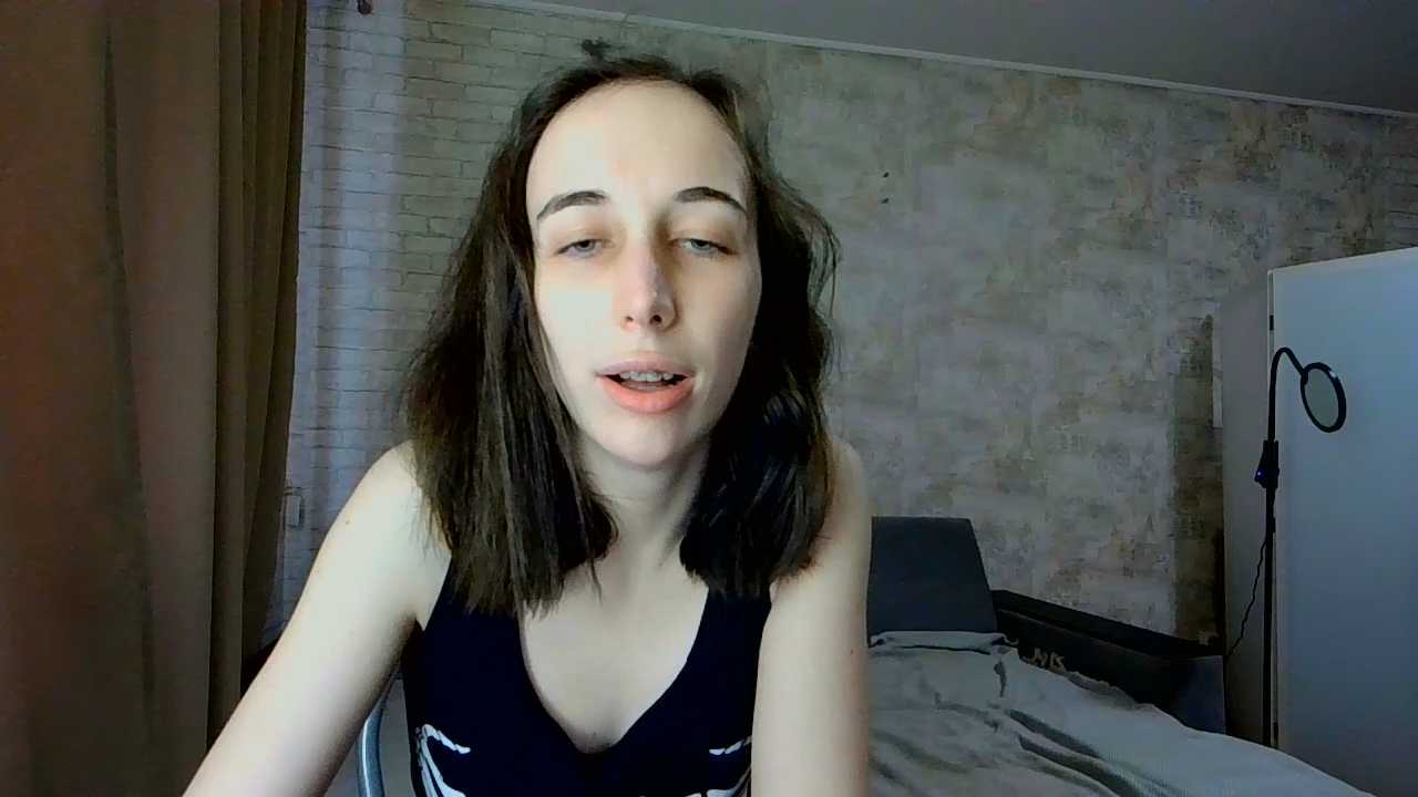 Anika_bloom cam recording