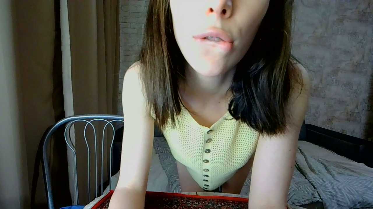 Anika_bloom cam recording