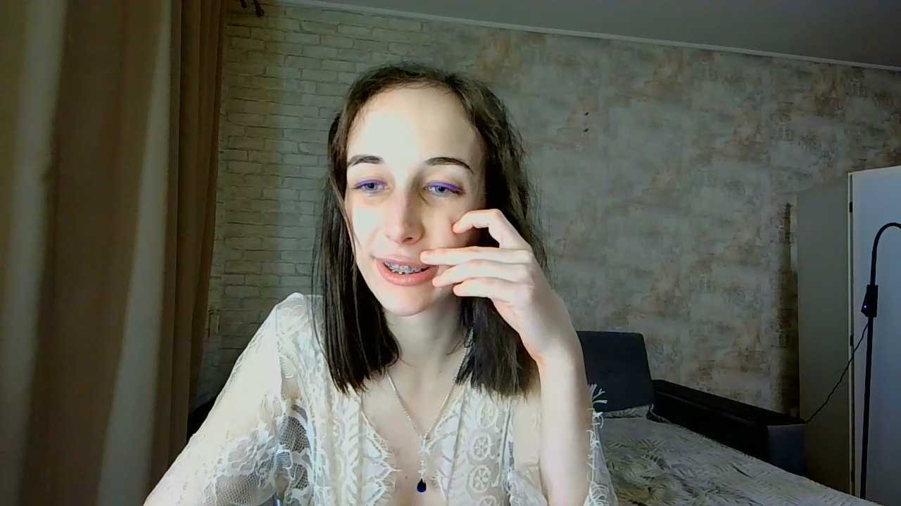 Anika_bloom cam recording