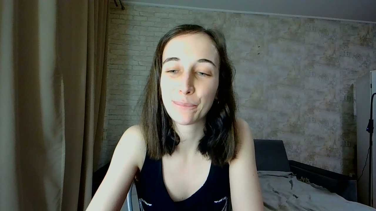 Anika_bloom