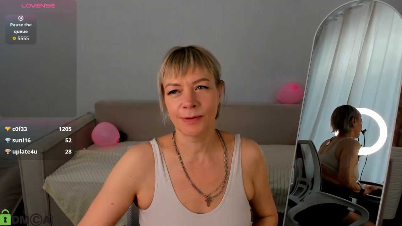 Ann_Annise cam recording