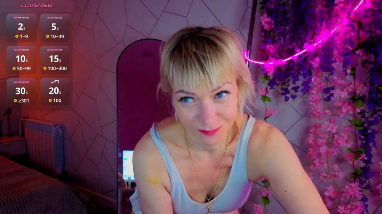 Ann_Annise cam recording
