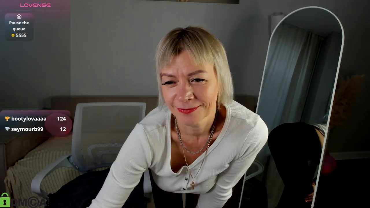 Ann_Annise cam recording