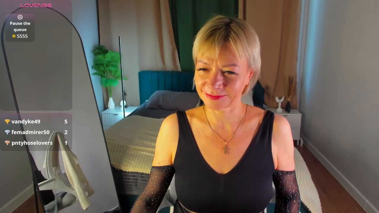 Ann_Annise cam recording
