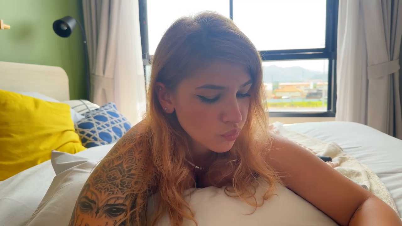 Anna_Six