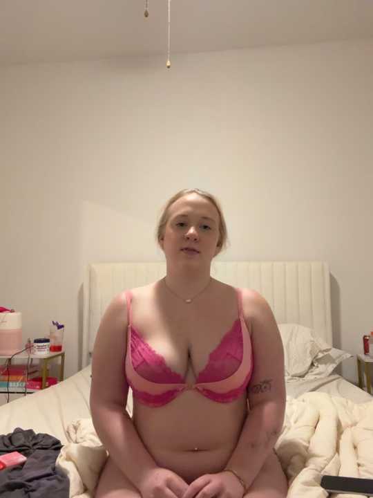 AnnieAscott