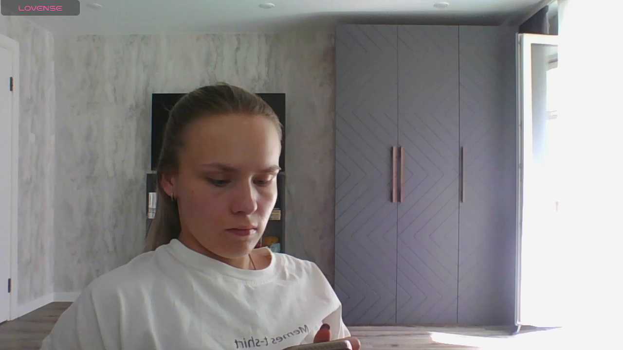 Annie_Cohn cam recording