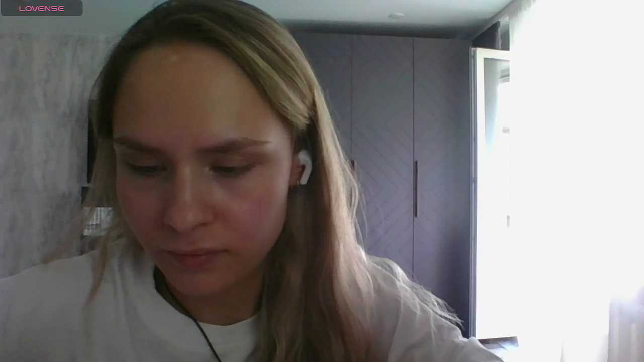 Annie_Cohn