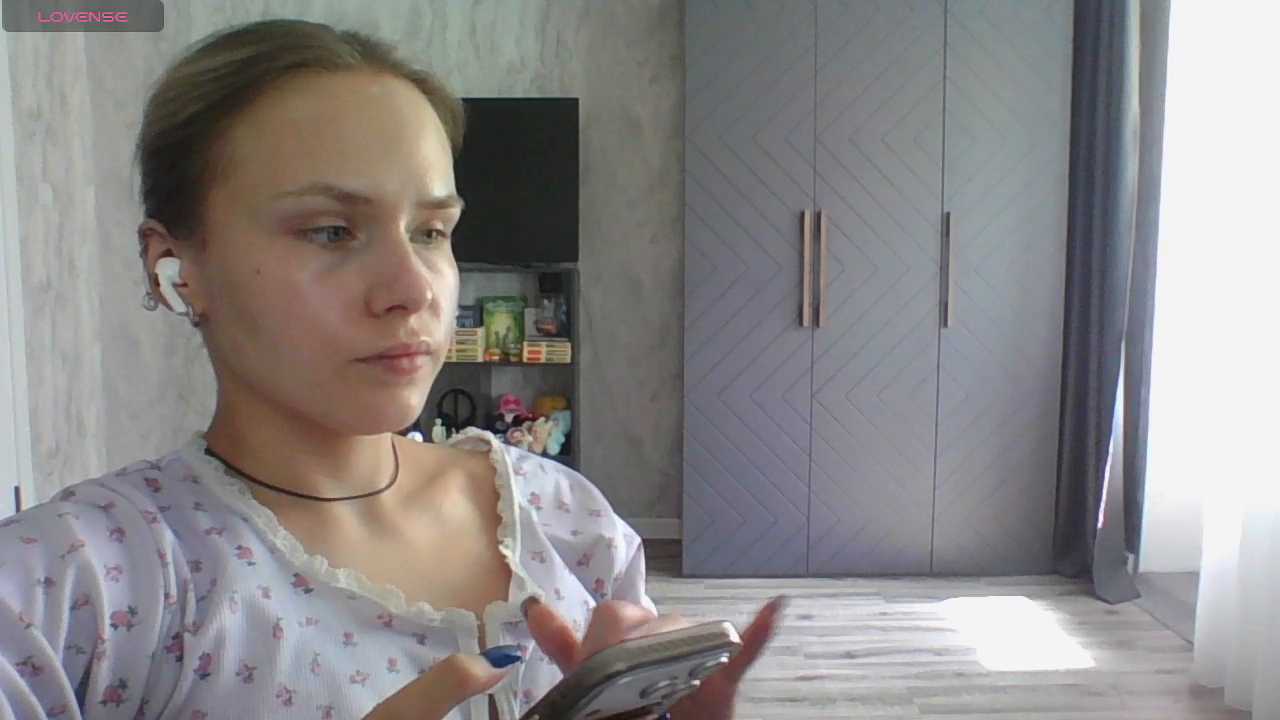 Annie_Cohn