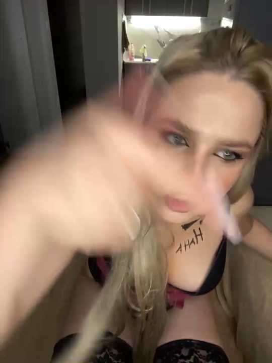 April_Purr cam recording