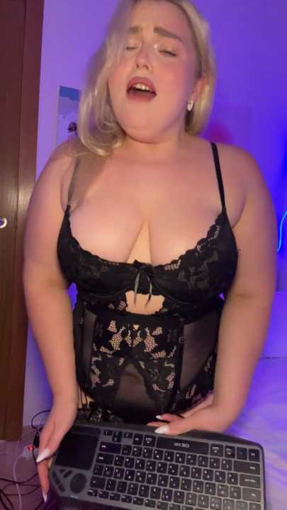 April_Vancee