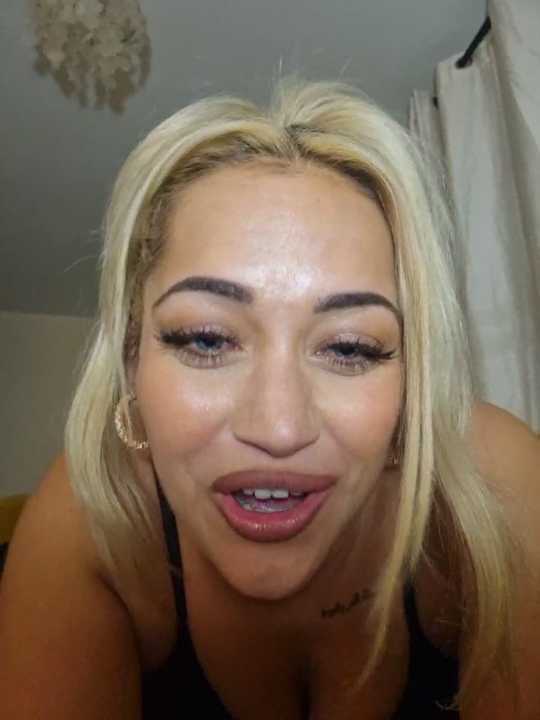 ArabellaLuxx
