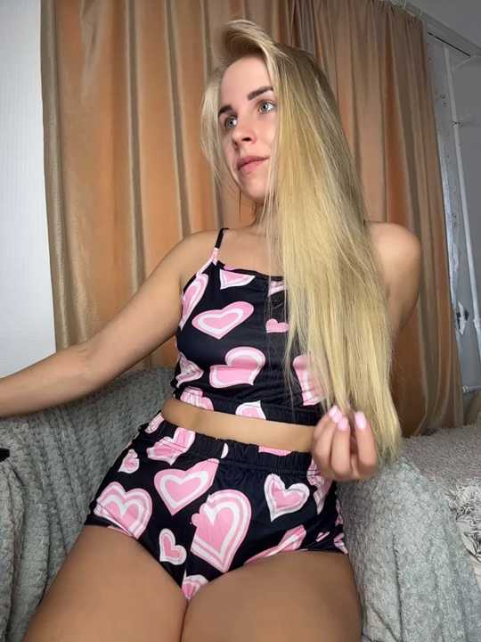 AriMiu cam recording