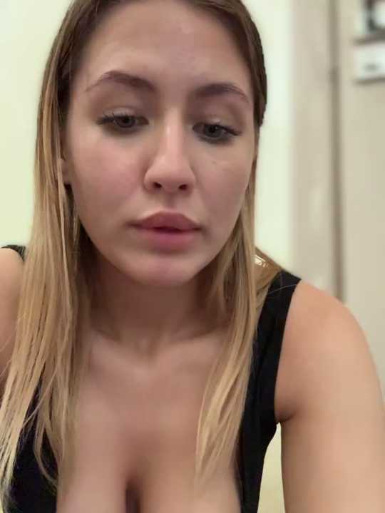 AriNova_ Stripchat recording – Oct 30, 2026