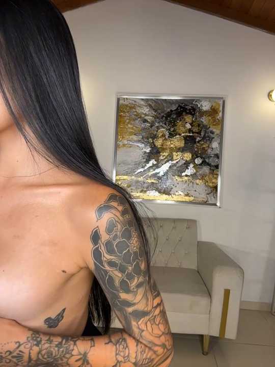 ArianaWest1 cam recording