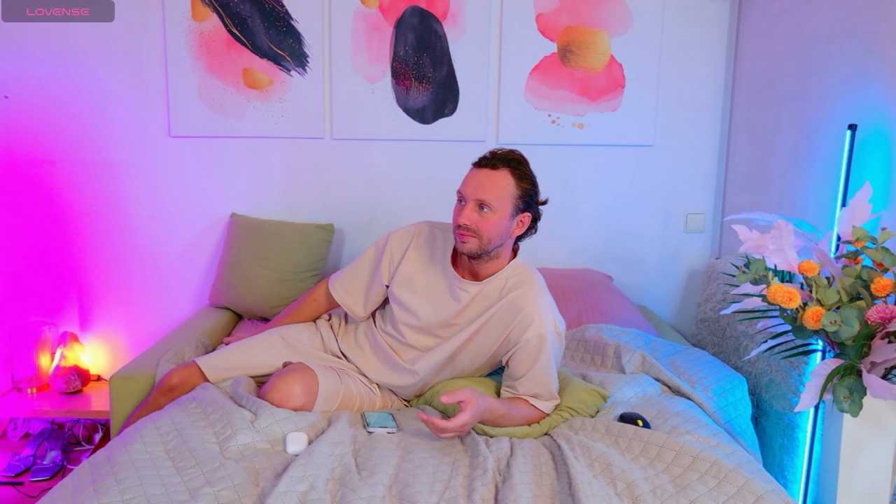 Ariana_Petite cam recording