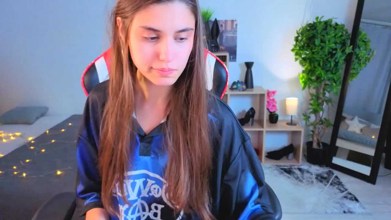 Arianaaallens_ cam recording