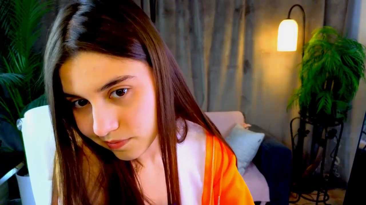 Arianaaallens_ cam recording