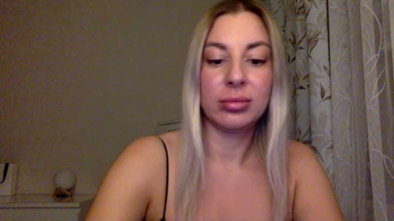 Arvelia Stripchat recording – Oct 13, 2026