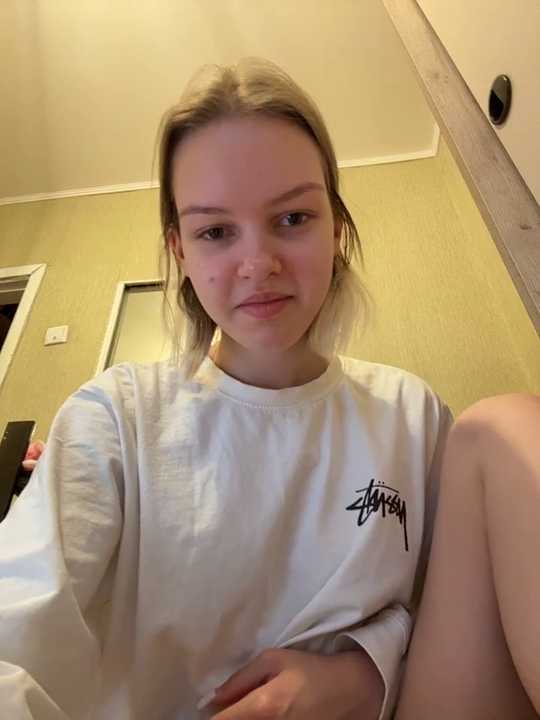 AshleyMur Stripchat recording – Oct 13, 2026