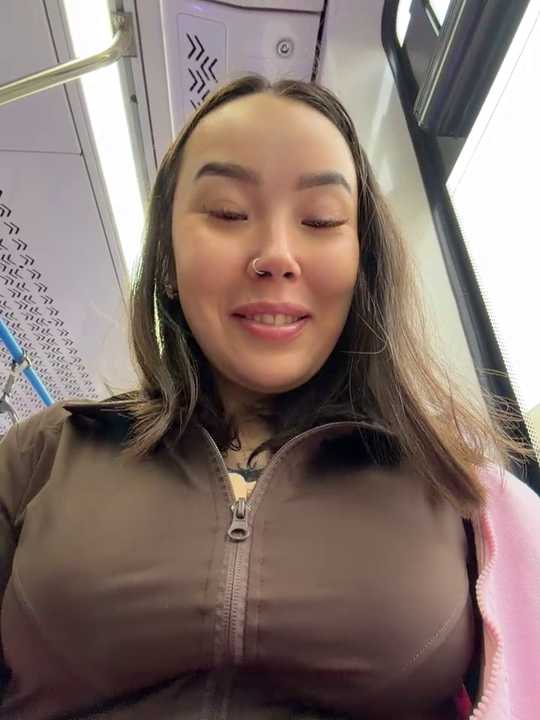 Asian_Asami