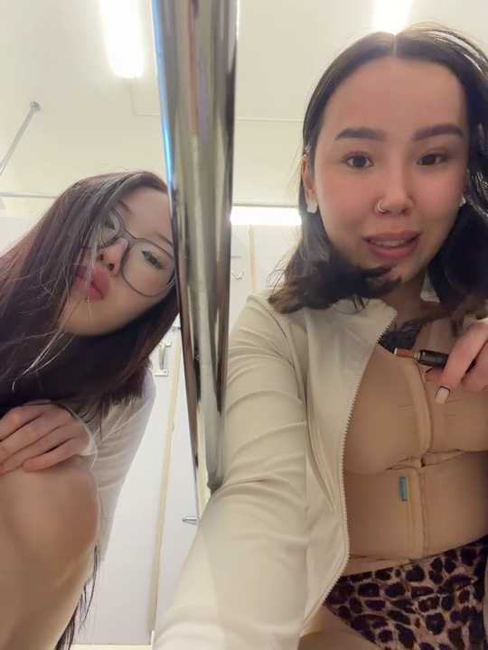 Asian_Asami