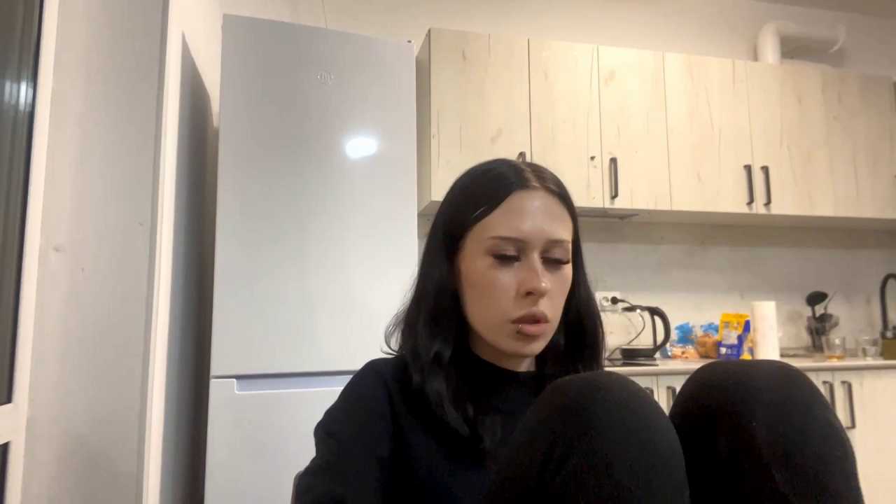 AteEtonian cam recording