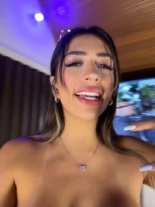Atenea_cute21 Stripchat recording – Oct 24, 2026