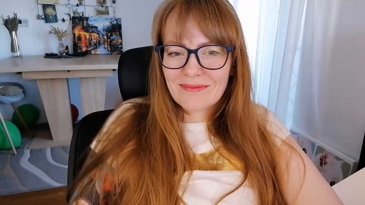 Aurora_Velvett_