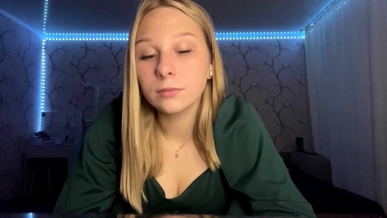 AvelinaCoch cam recording