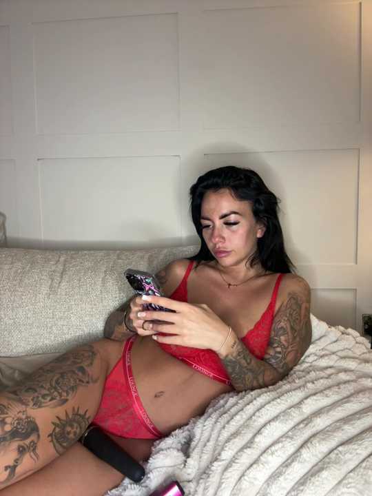 BELLABLACKXUK cam recording