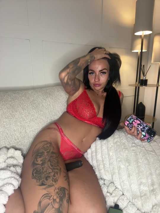 BELLABLACKXUK cam recording