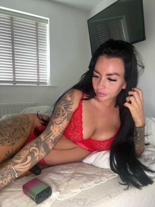 BELLABLACKXUK cam recording
