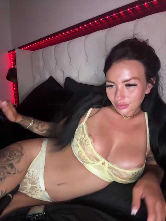 BELLABLACKXUK